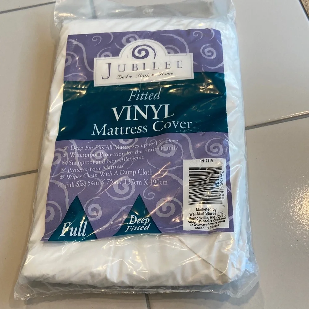 White Vinyl Mattress Cover Full 54”X 75”